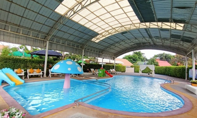 Kamphaeng Phet Hotel | P Paradise Hotel