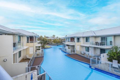 Salamander Bay Apartment | Pacific Blue 244, 255 Sandy Point Rd - pool, aircon, linen and resort features