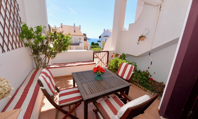 Sao Martinho do Porto Apartment | Paddle - Sea view apartment with 3 pools, tennis & squash court