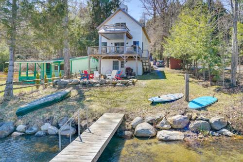 Wallingford House | Paddle, Swim and Hike Family Lake House in Vermont