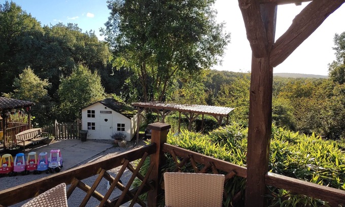 Catus House | Pagel, "Soleil Couchant", with large garden and heated swimming pool