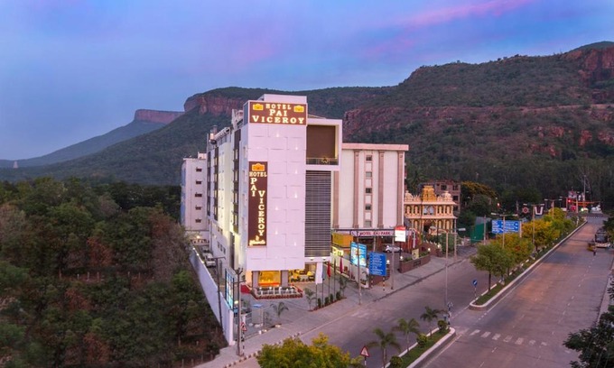 Tirupati Hotel | Pai Viceroy