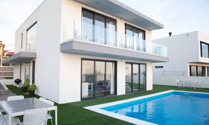 Ericeira House | Palace of Paradise: perfect for extended families and friends to make memories