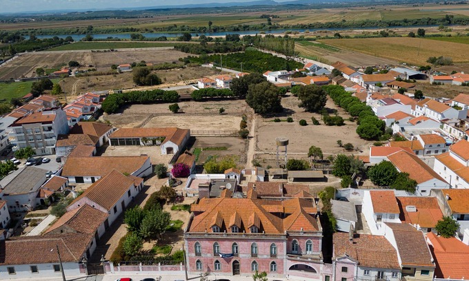 Capelas House | Palacete na Chamusca com Espaço Para Cavalos