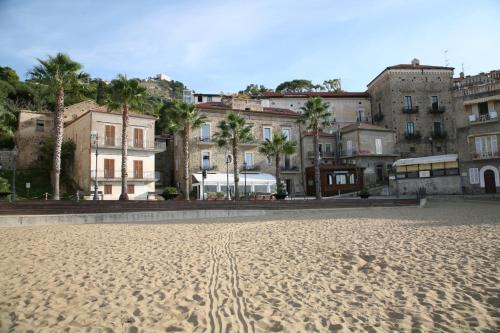 Santa Maria di Castellabate Apartment | Palazzetto Florio 1810