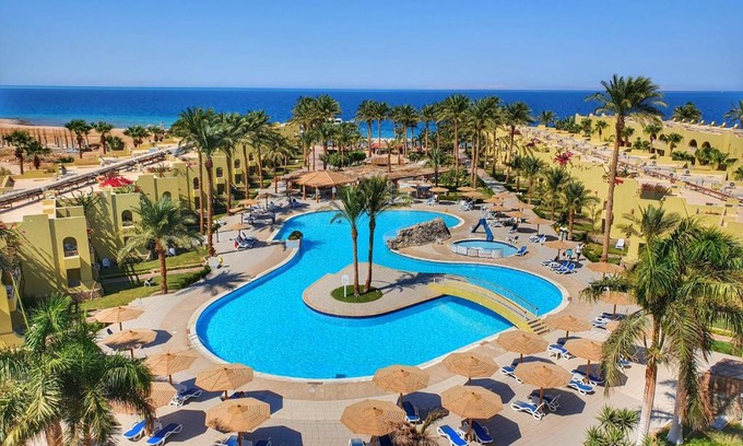 Al Ahyaa Resort | Palm Beach Resort Families and Couples only