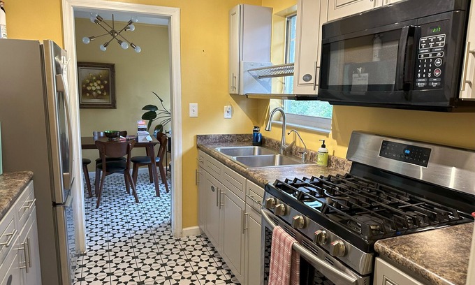 West Pensacola House | Palm Haven Bungalow - Pensacola