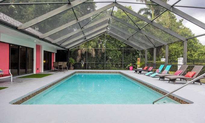 Cypress Lake House | Palm Palace - 2 House Compound Sleeps Up to 22! Huge Pool and near the beaches