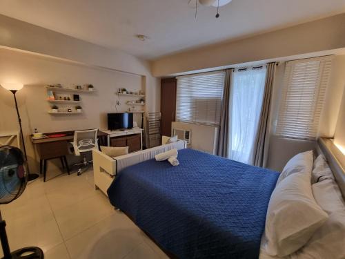 Pasay Apartment | Palm Tree Villas Condominium by Beth