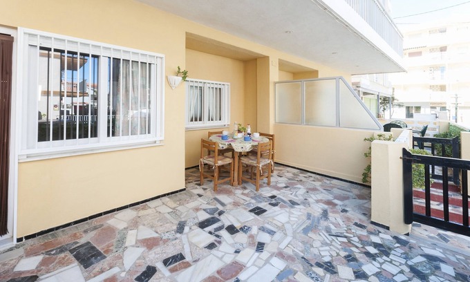 Miramar House | PANDORA 1 - Apartment with terrace in Playa de Miramar.