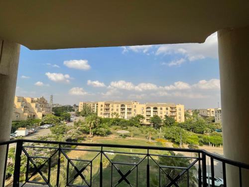 Ash-Shruq Apartment | Panorama Al Shorouk apartment with view