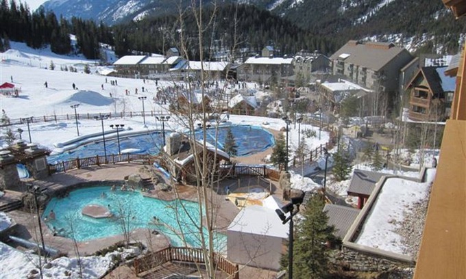 East Kootenay Resort | Panorama Resort BC Ski in/Ski out Feb 17-24,2024 Family day weekend week n