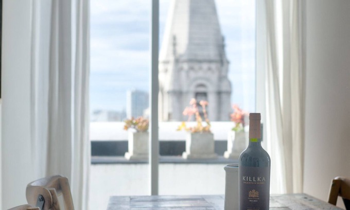 Comuna 13 Apartment | Panoramic City Views in Palermo