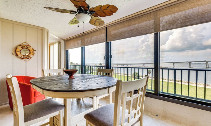 Punta Rassa Condo | Panoramic Gulf Views: Renovated Fort Myers Condo!