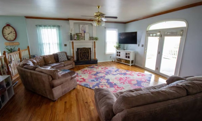 Max Meadows House | Panoramic Picturesque Home in Blue Ridge Mtns