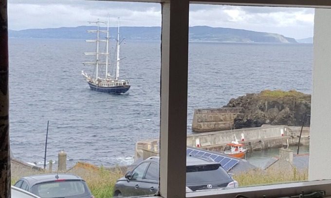 Portstewart House | Panoramic sea view, centrally located, significant off-peak weekly rates offers
