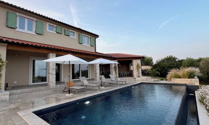 Peruski Villa | Panoramic sea view & infinity pool villa in Istria