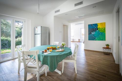 Frascati Villa | Panoramic Villa among the Vineyards of Frascati