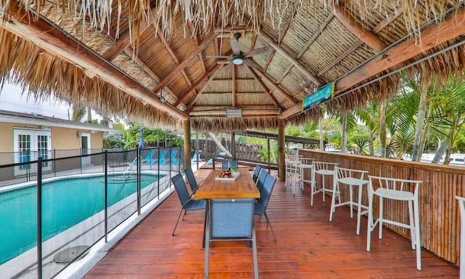 Riverside Park House | Paradise by the River