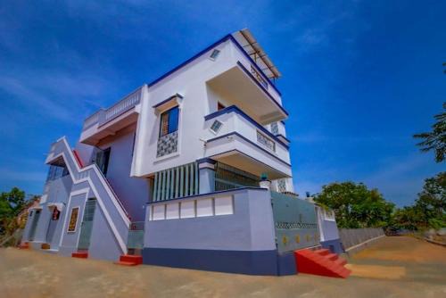 Moratandi Bed & Breakfast | Paradise Home Stay Pondicherry Luxury Stay with Private Swimming Pool