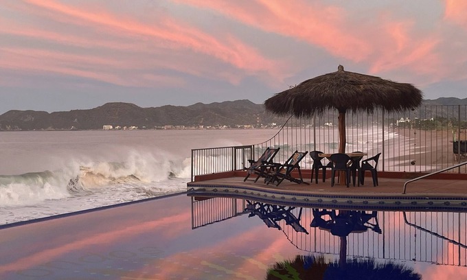 Barra de Navidad Condo | PARADISE ON THE BEACH.
