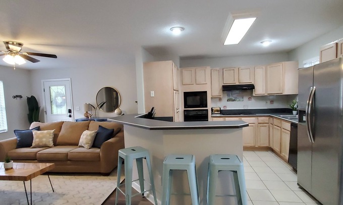 St. Augustine House | Paradise Palms ¤ 3 Mins to St Augustine's #1 Beach!
