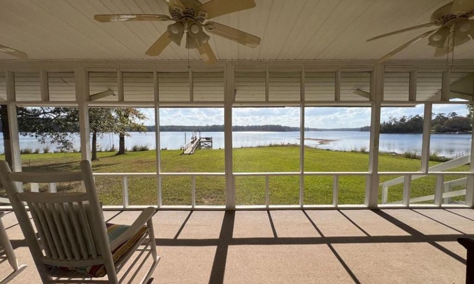 Prosperity House | Paradise Point 2BR 2BA
