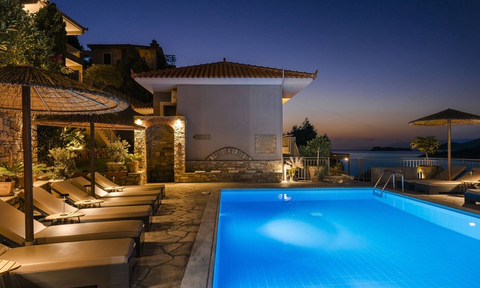 Agii Apostoli Hotel | Paramithenio Village Beach Resort & Spa