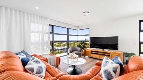 Coffs Harbour House | Paramount on Jarret - Paramount on Jarrett - Accessible, Panoramic Views