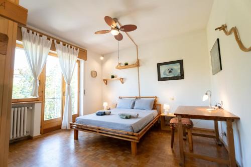 Casbeno Apartment | Parcheggio Privato - 5 minuti dal Lago di Varese