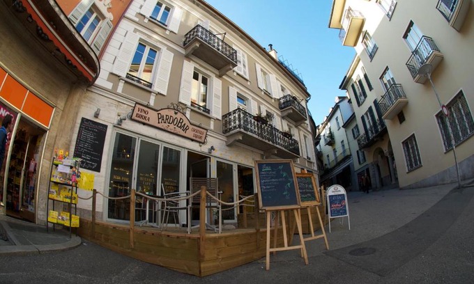 Locarno House | Pardo Bar