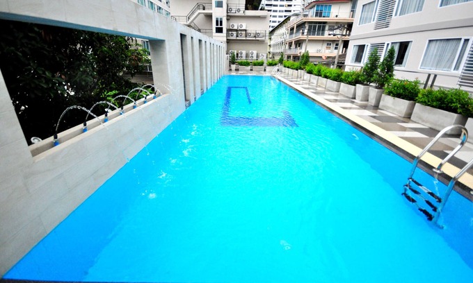 Ploenchit Hotel | Parinda Hotel