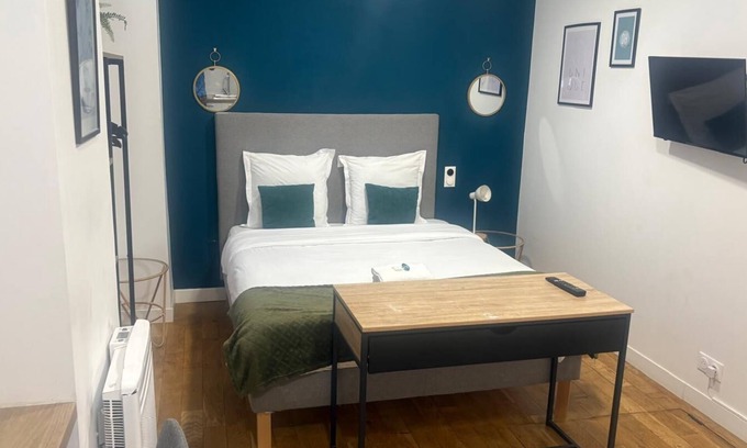 Chaillot Apartment | Paris 16e charming studio