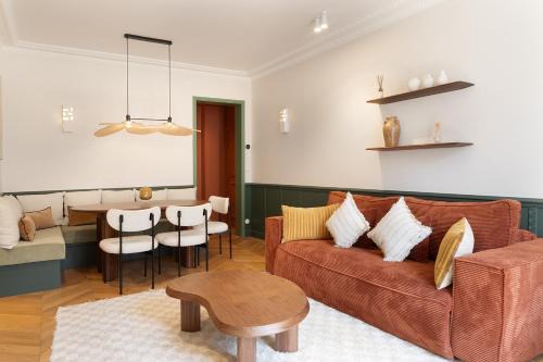 Quartier Saint-Georges Apartment | Paris Home Collection Serviced Apartments in Opéra - Rue Saint-Lazare