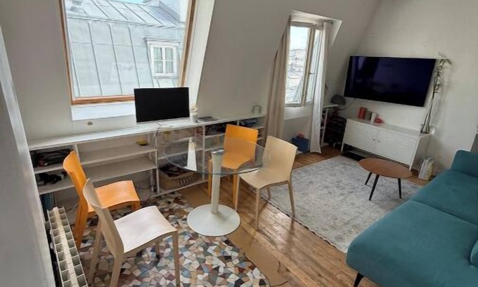 Quartier de la Goutte-d'Or Apartment | Paris in Montmartre