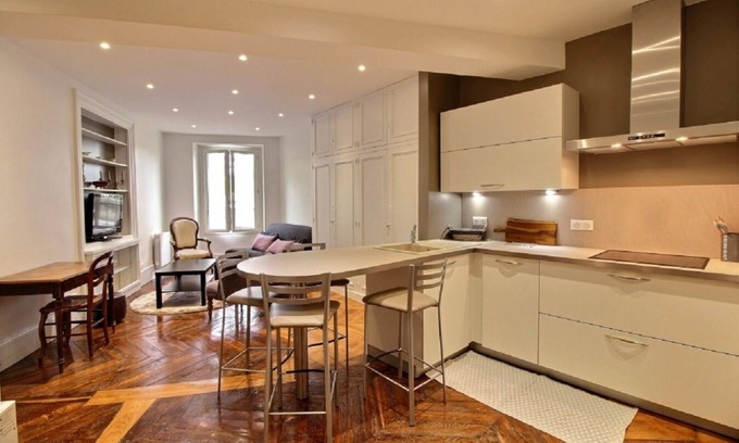 Les Iles Apartment | Parisian Home | 104525 |1 chambre| Ile Saint Louis