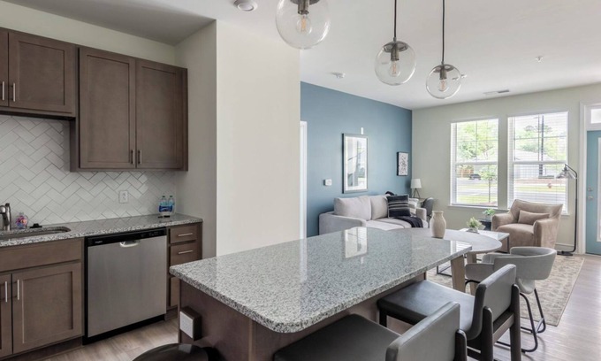 Wilmington Apartment | ParkerLeland 2BD 3 - Two Bedroom Apartment, Sleeps 4