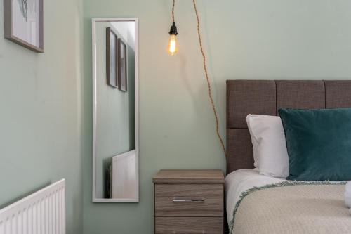 Margam Apartment | Parking, 2 Bathrooms, Dining space & Garden
