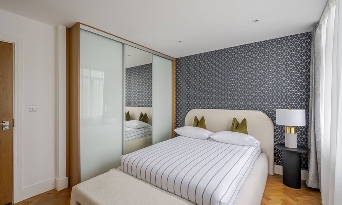 Chelmsford Apartment | Parkway House in Chelmsford Town