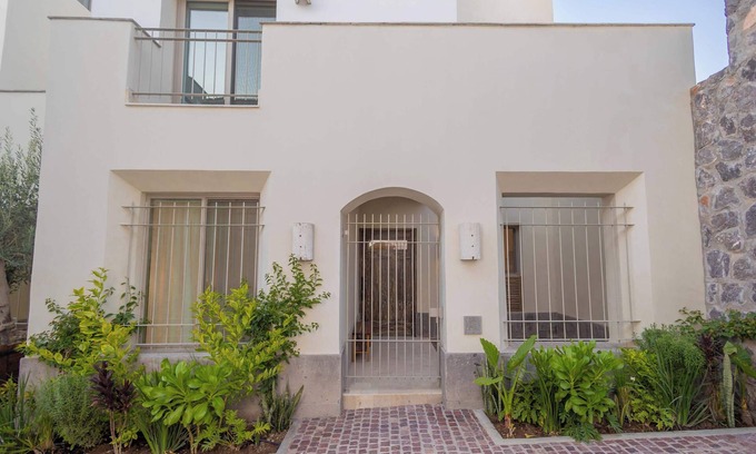 Parras de la Fuente Villa | Parvada Winery Townhouse 4BR