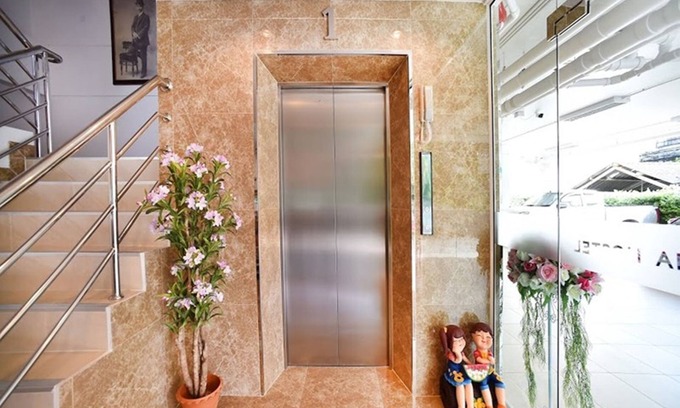 Thung Maha Mek Hotel | Parvena Hotel