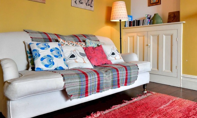 Horton House | Pass the Keys | Period 5 bed house on the Gower with Sea Views