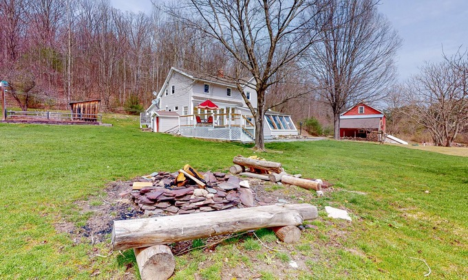 Fair Haven House | Pastoral, dog-friendly home surrounded by lush woodland with free WiFi & firepit