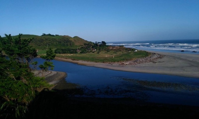 Anatori House | Paturau Beach paradise