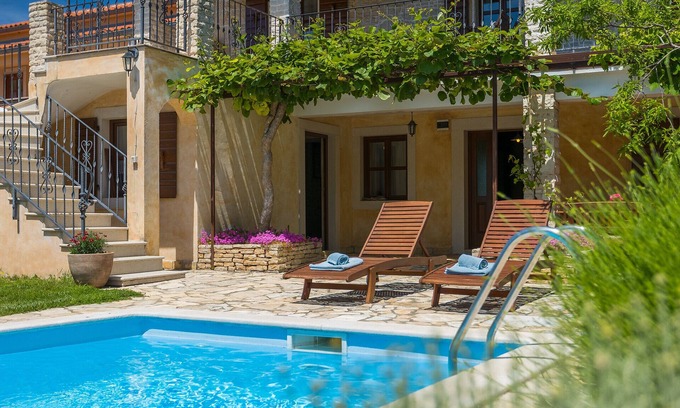 Gajana Villa | Paulina - Your perfect vacation home in a little village