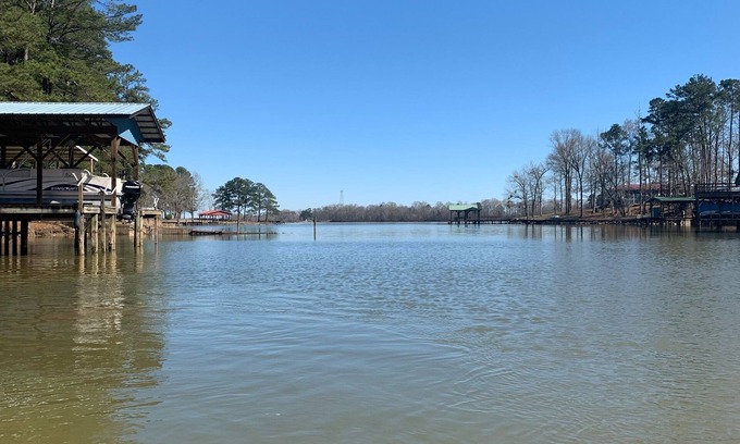Cedar Bluff House | PawPaw's Lake House