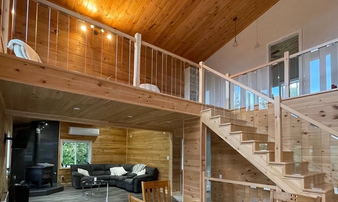 Mansfield-et-Pontefract Cottage | Peaceful 4 bedroom Cottage