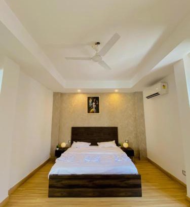 Vrindavan Villa | Peaceful 3BHK Villa near All Mandirs Vrindavan