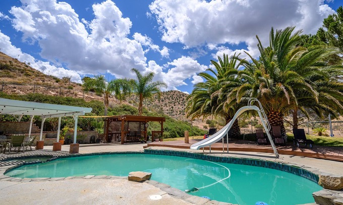 Acton House | Peaceful 4 bed escape near Angeles Forest w/pool