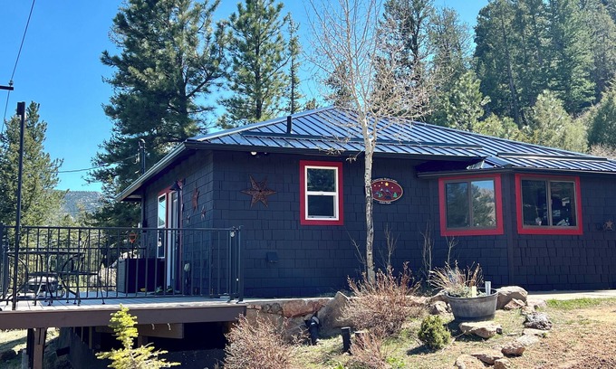 Estes Park Cabin | Peaceful Cabin, Completely Remodeled, Spectacular Views, Excellent Location